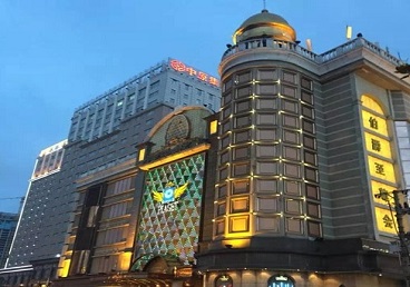 金湾最大顶级出名高端豪华KTV会所-皇冠伯爵KTV顶级体验点评